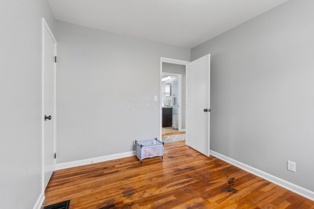 876 Lenore Avenue, Columbus, OH 43224