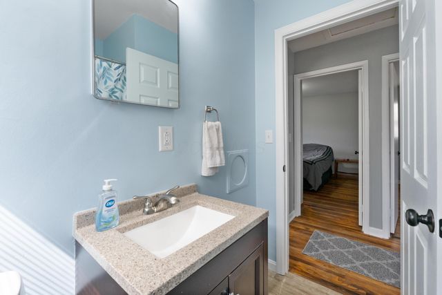 876 Lenore Avenue, Columbus, OH 43224