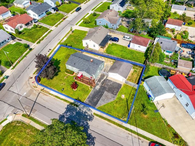 876 Lenore Avenue, Columbus, OH 43224