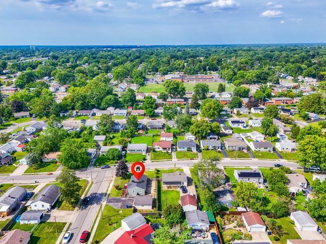 876 Lenore Avenue, Columbus, OH 43224