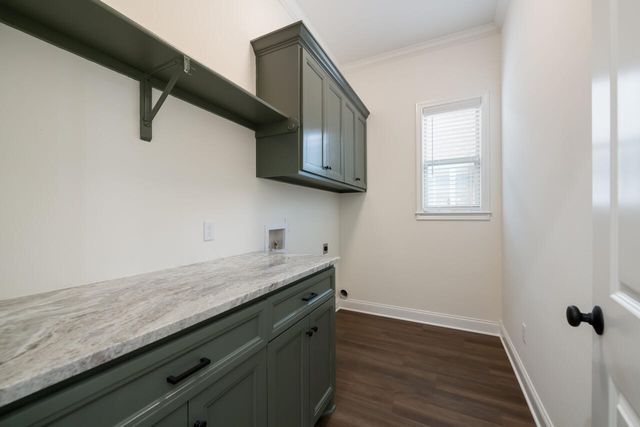 336 Camellia Drive, Hewitt, TX 76643