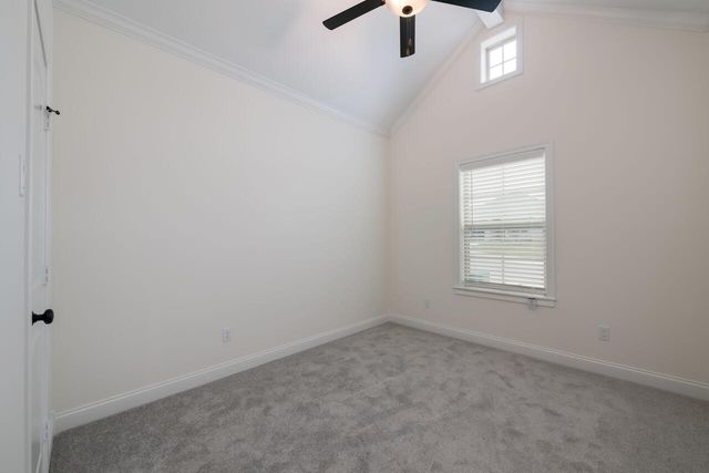 336 Camellia Drive, Hewitt, TX 76643