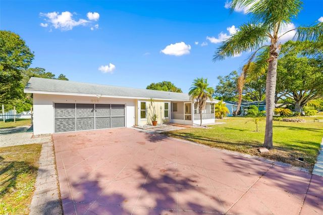 803 PLUM TREE LANE, Sarasota, FL 34243