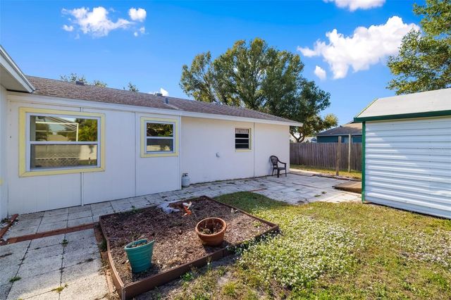 803 PLUM TREE LANE, Sarasota, FL 34243