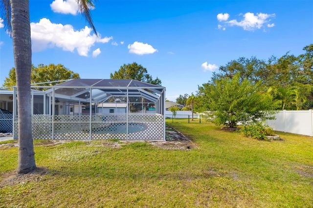 803 PLUM TREE LANE, Sarasota, FL 34243