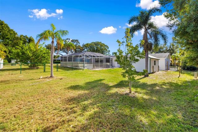 803 PLUM TREE LANE, Sarasota, FL 34243