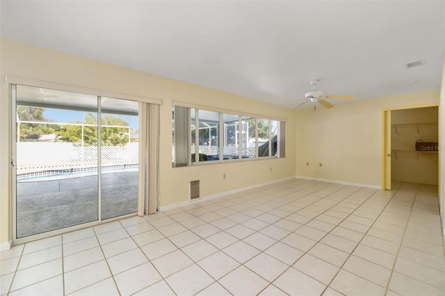 803 PLUM TREE LANE, Sarasota, FL 34243