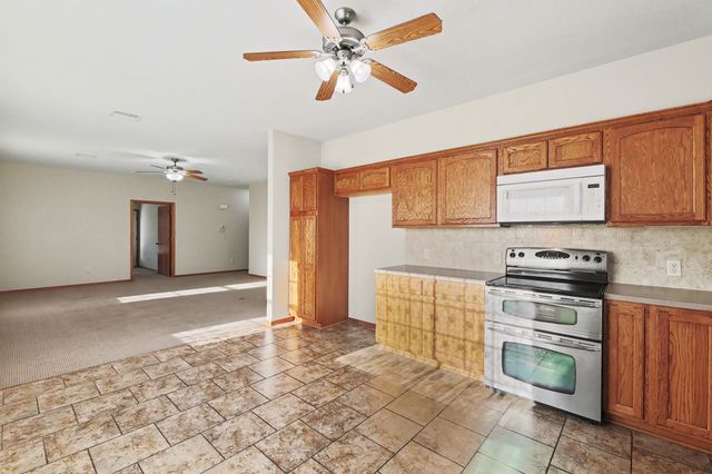 13117 W Hunters View St, Wichita, KS 67235