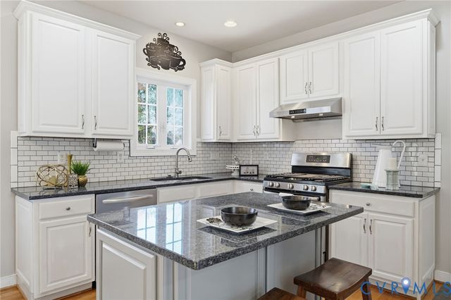 10918 Church Point Rd, Chesterfield, VA 23832