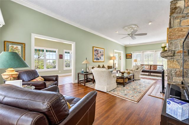 3111 Fondren Street, La Porte, TX 77571