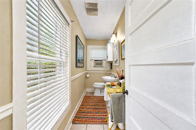 3111 Fondren Street, La Porte, TX 77571
