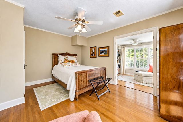 3111 Fondren Street, La Porte, TX 77571
