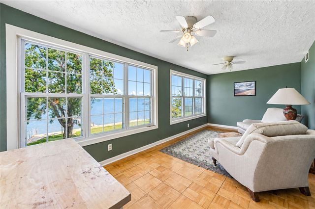 3111 Fondren Street, La Porte, TX 77571