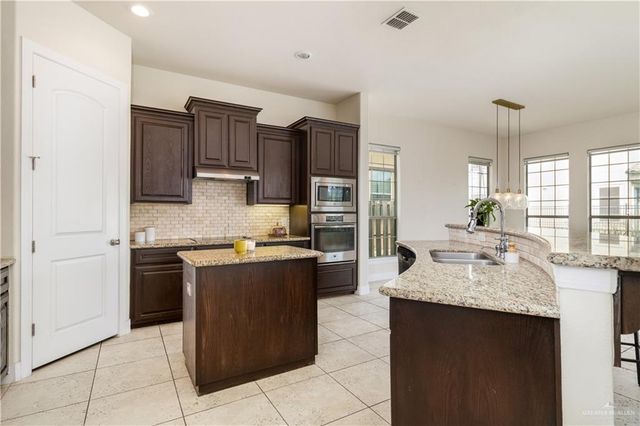 3005 Santa Rita, Mission, TX 78572