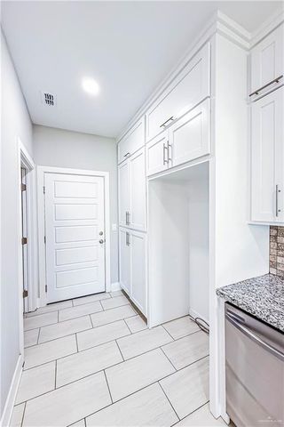 1715 Chapel Hill, Edinburg, TX 78541