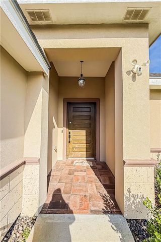 1715 Chapel Hill, Edinburg, TX 78541