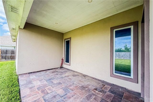 1715 Chapel Hill, Edinburg, TX 78541