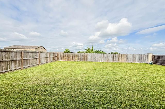 1715 Chapel Hill, Edinburg, TX 78541