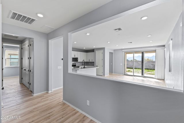 613 E ELM Lane, Avondale, AZ 85323