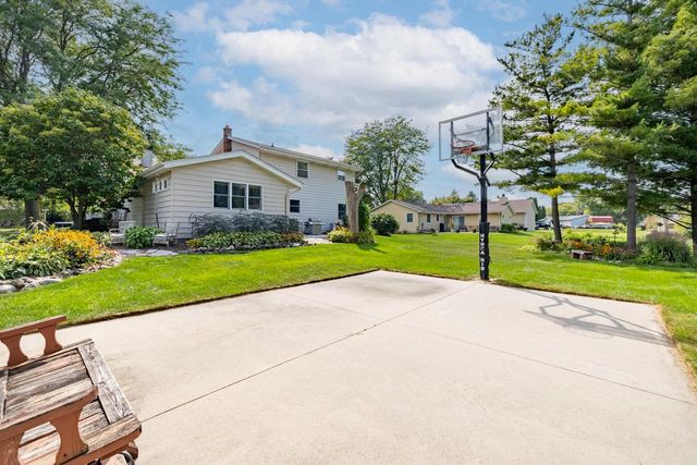 188 Third STREET, Allenton, WI 53002