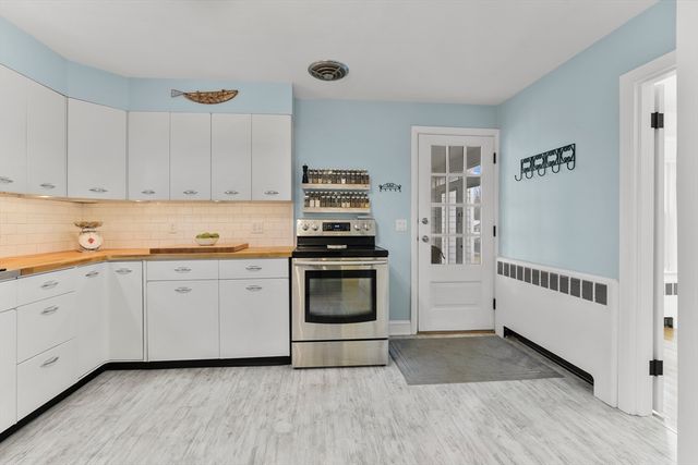 67 Wellington St, Marlborough, MA 01752