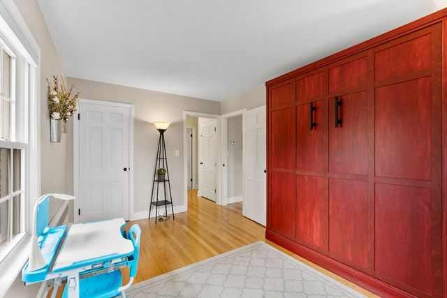 67 Wellington St, Marlborough, MA 01752