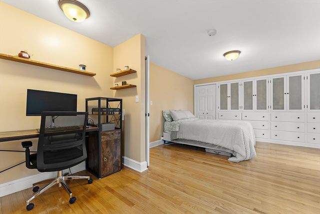 67 Wellington St, Marlborough, MA 01752