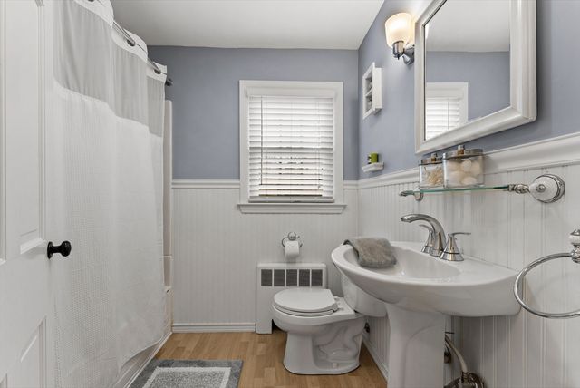 67 Wellington St, Marlborough, MA 01752