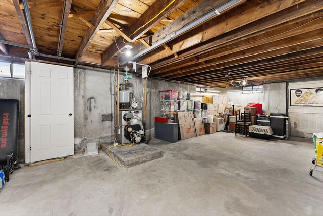 67 Wellington St, Marlborough, MA 01752