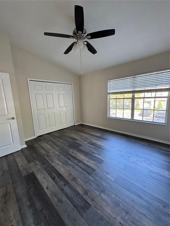 Image 15 of property listing at 1315 STANDRIDGE DRIVE, Wesley Chapel, FL 33543