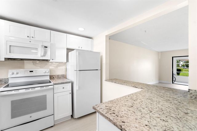 9355 SW 8th Street 110, Boca Raton, FL 33428