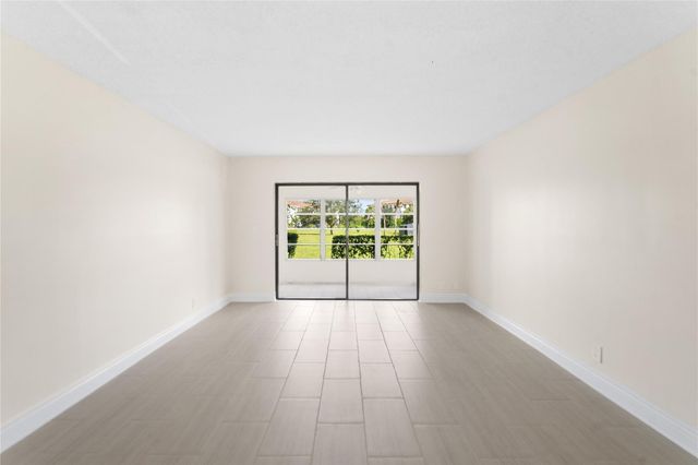 9355 SW 8th Street 110, Boca Raton, FL 33428