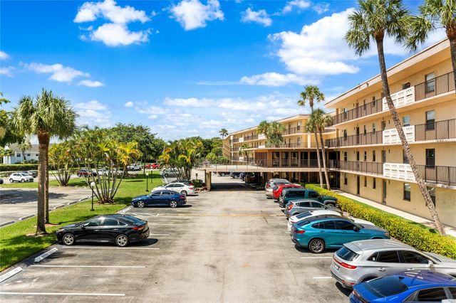 9355 SW 8th Street 110, Boca Raton, FL 33428