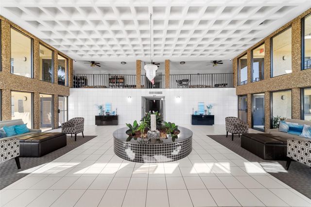 9355 SW 8th Street 110, Boca Raton, FL 33428