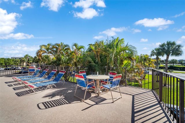 9355 SW 8th Street 110, Boca Raton, FL 33428