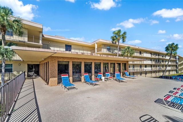 9355 SW 8th Street 110, Boca Raton, FL 33428