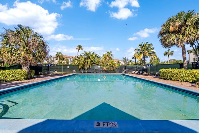 9355 SW 8th Street 110, Boca Raton, FL 33428