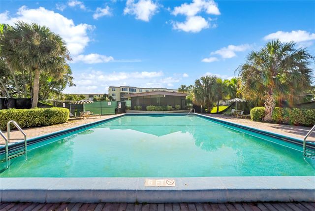 9355 SW 8th Street 110, Boca Raton, FL 33428