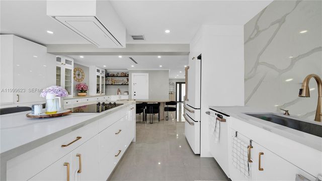5316 Jackson Street, Hollywood, FL 33021