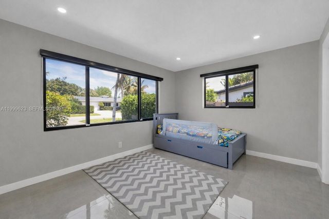 5316 Jackson Street, Hollywood, FL 33021