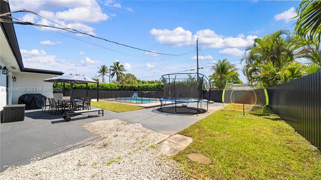 5316 Jackson Street, Hollywood, FL 33021