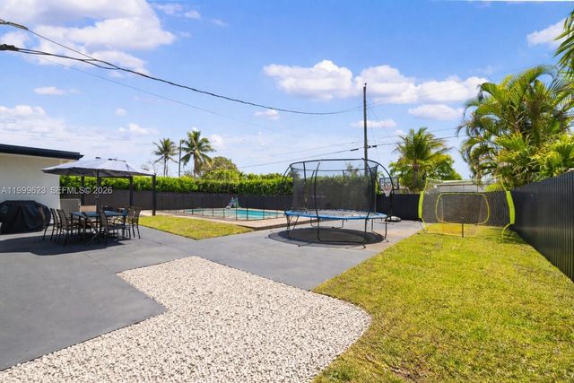 5316 Jackson Street, Hollywood, FL 33021