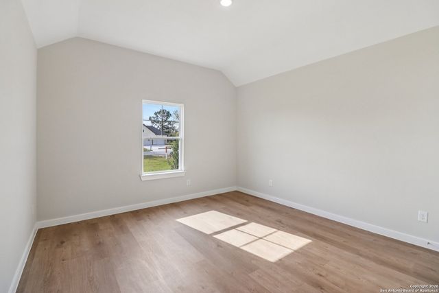 549 Alta Vista Drive, Pleasanton, TX 78064