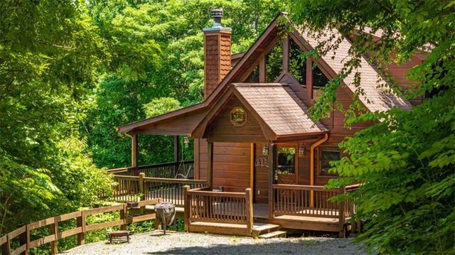 469 Mountain High Drive, Mineral Bluff, GA 30559