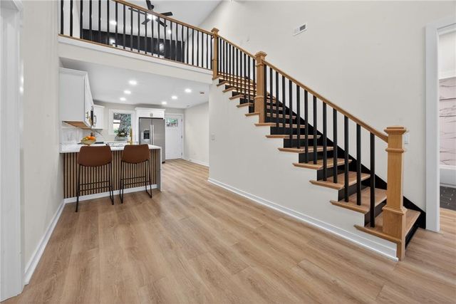 1215 E South Avenue, Independence, MO 64050