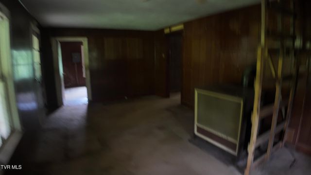 289 Early Branch Road, Rogersville, TN 37857