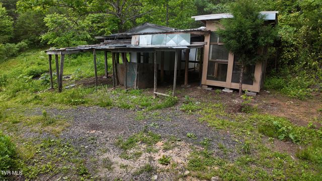 289 Early Branch Road, Rogersville, TN 37857