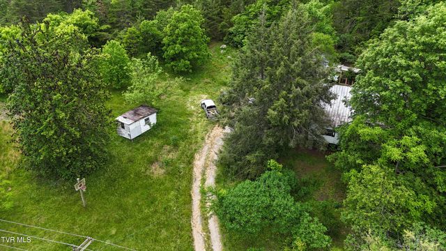 289 Early Branch Road, Rogersville, TN 37857