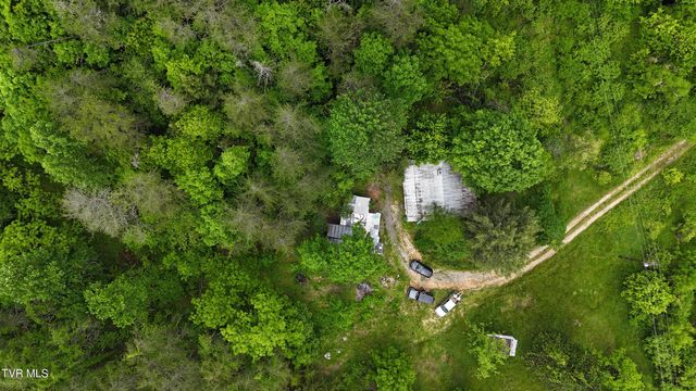 289 Early Branch Road, Rogersville, TN 37857