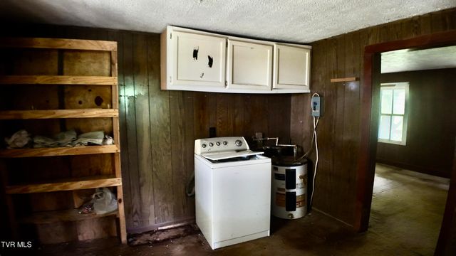 289 Early Branch Road, Rogersville, TN 37857